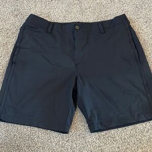 Under armour black golf shorts 36